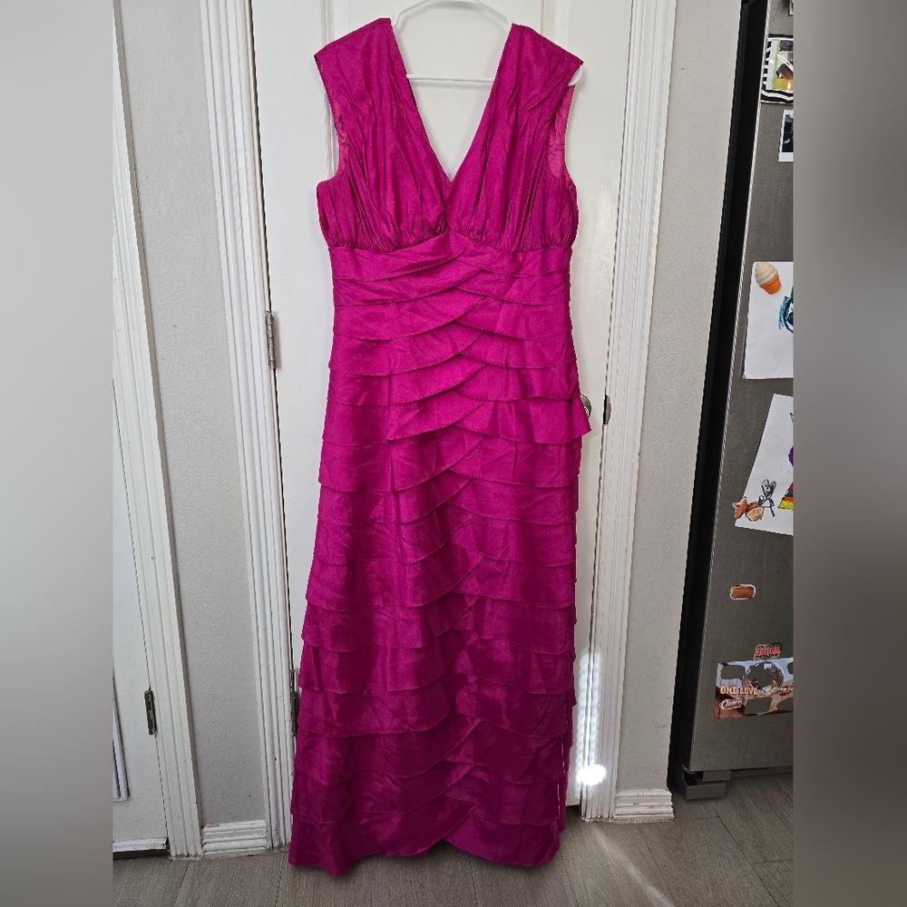 ANNY LEE Elegant Pink Sleeveless Ruffled Dress